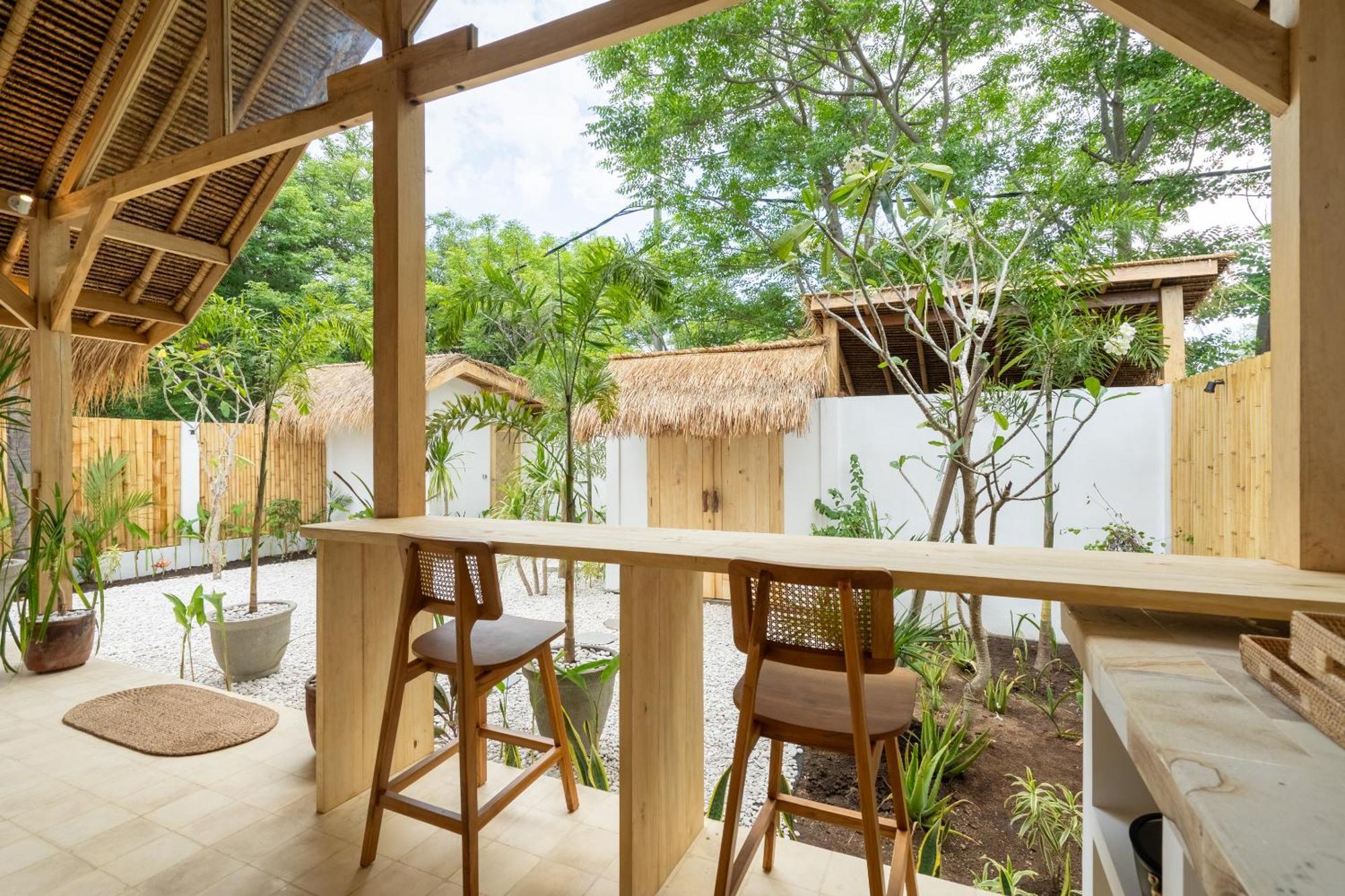 Villa Kelapa Kucing Gili Air Exterior photo