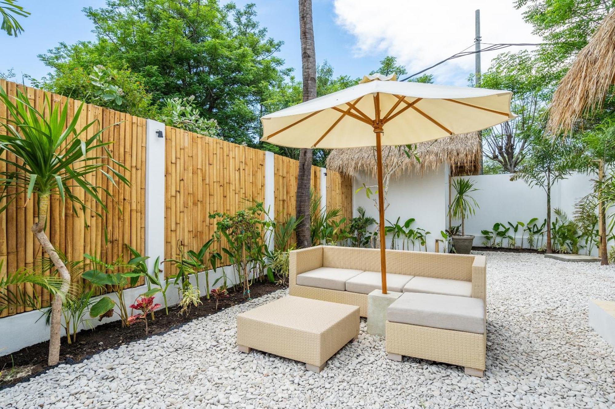 Villa Kelapa Kucing Gili Air Exterior photo
