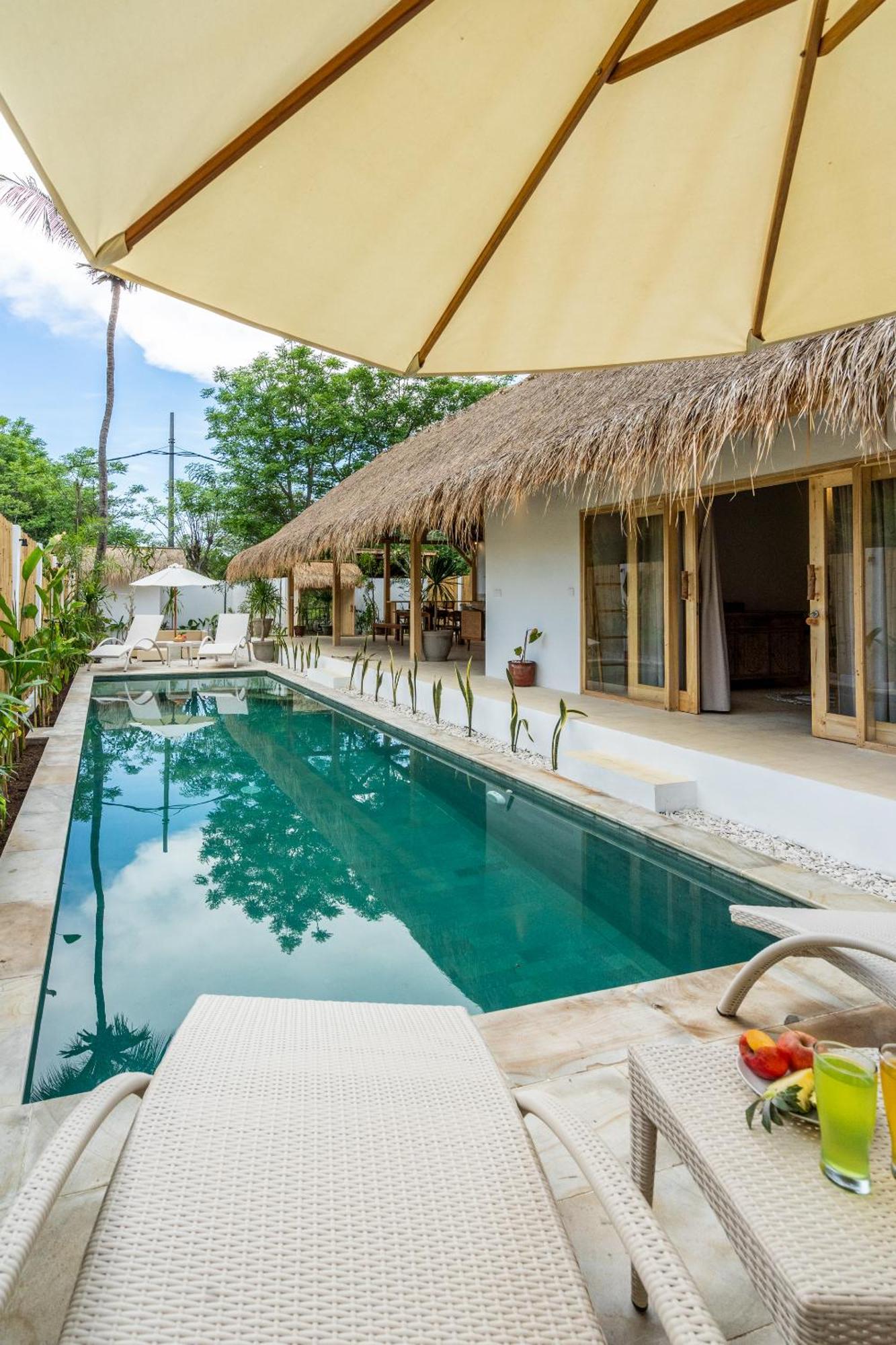 Villa Kelapa Kucing Gili Air Exterior photo