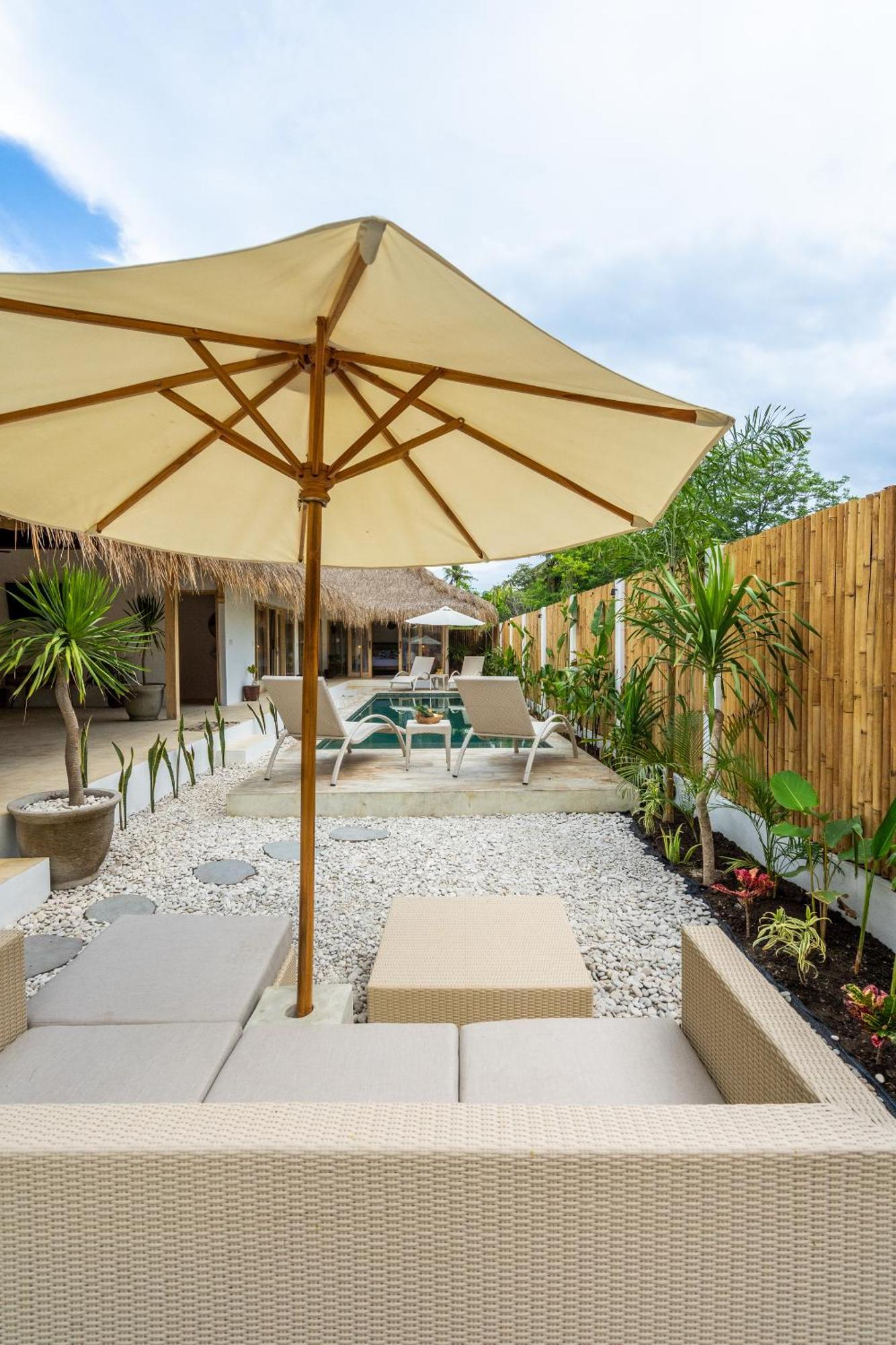 Villa Kelapa Kucing Gili Air Exterior photo