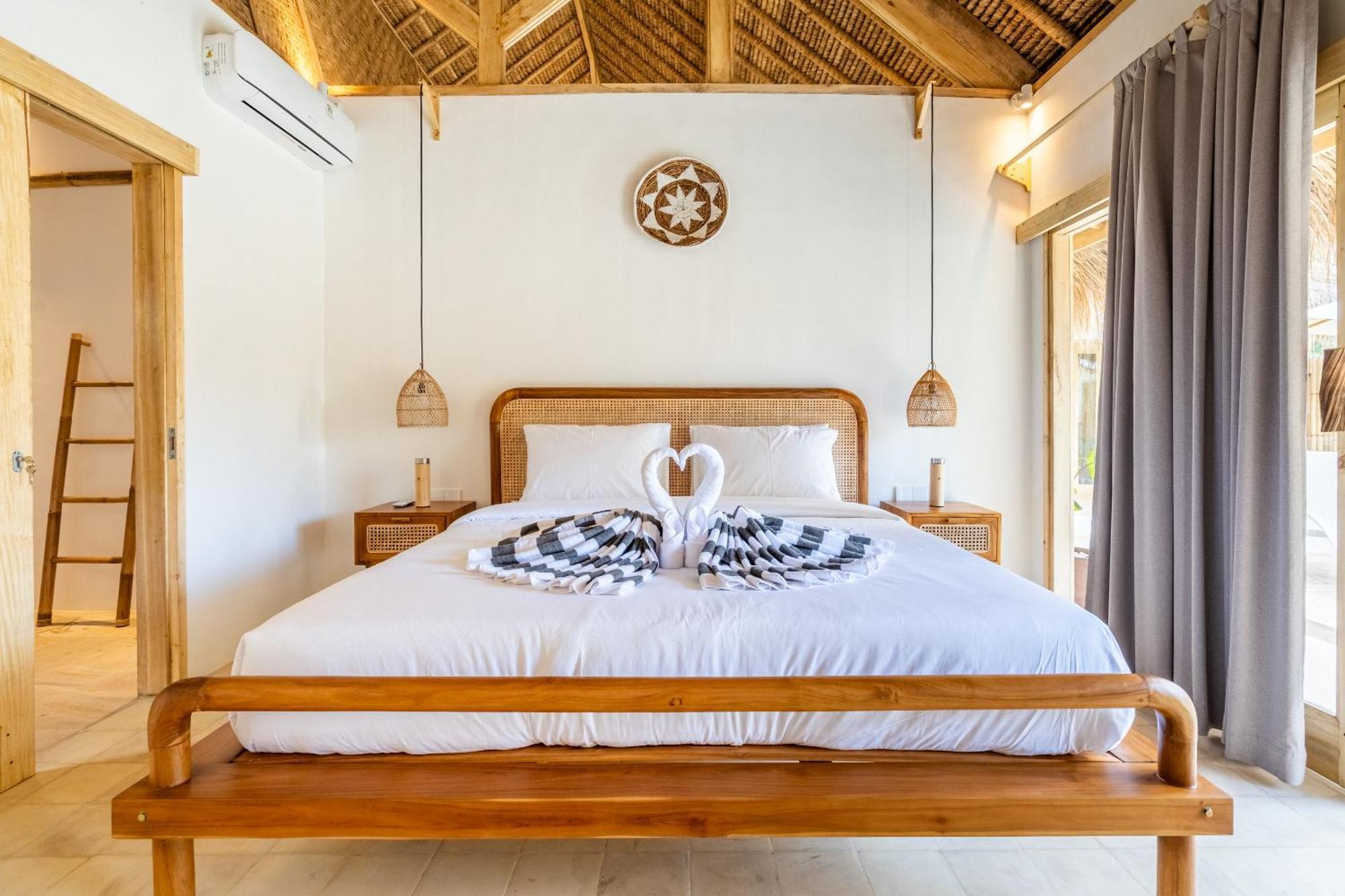 Villa Kelapa Kucing Gili Air Exterior photo